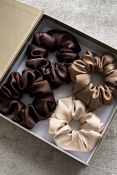 4 Silk  Scrunchies - Set